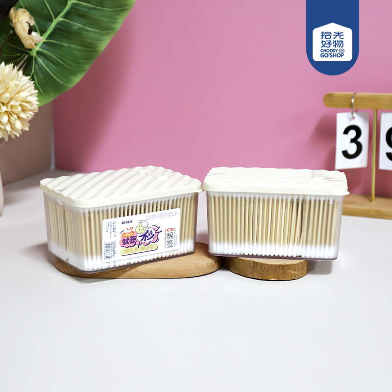 8831-638 boxes of bamboo sticks and cotton swabs