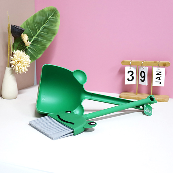 8206 Dodo-Do-Frog Children's Set of Sweeps - 이미지 4