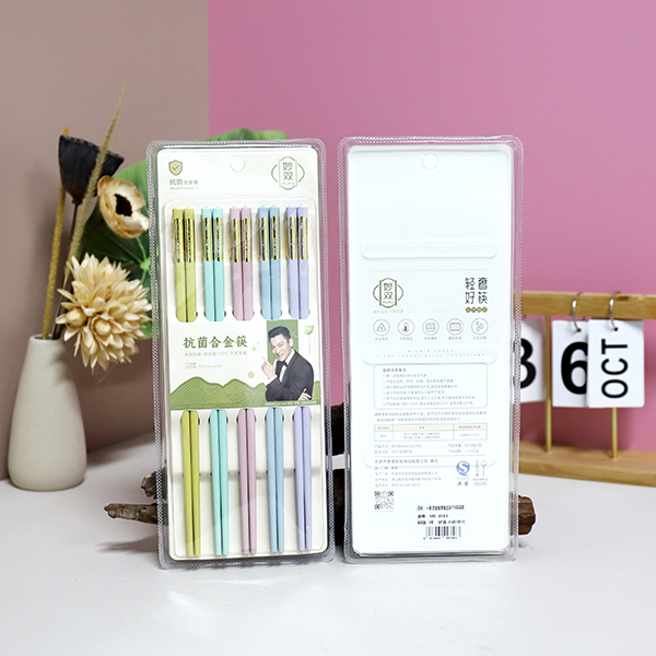 3583 One-piece Bronzing Line Fish Colorful Suction Chopsticks (10 Pair) - Image 3