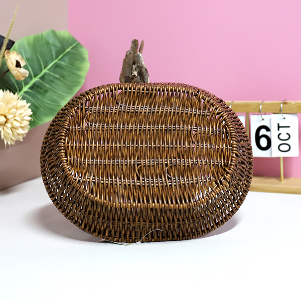 LN048 wrought iron large oval basket - Image 4