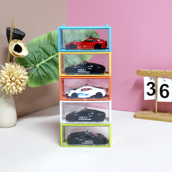 * 8034A Huili Alloy Police Car (54 to send a freighter)