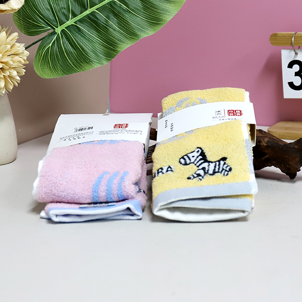 8541 colored zebra towel - Image 4