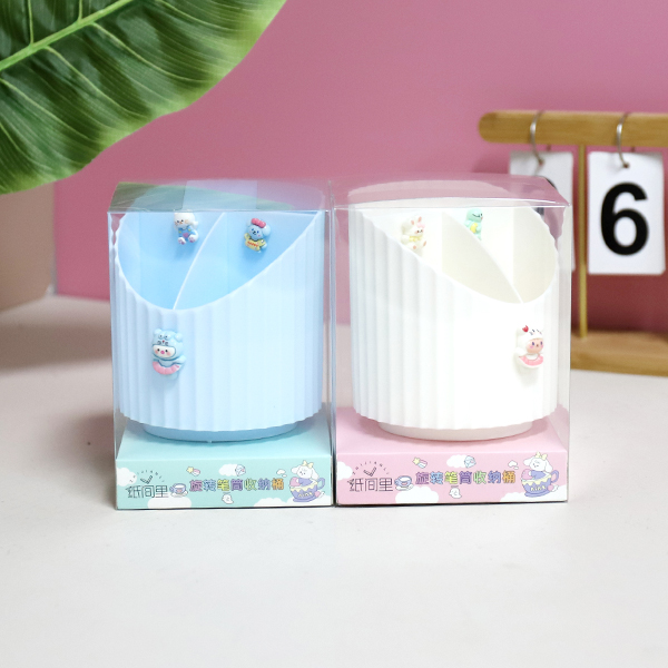 0052 three-compartment rotating pen container