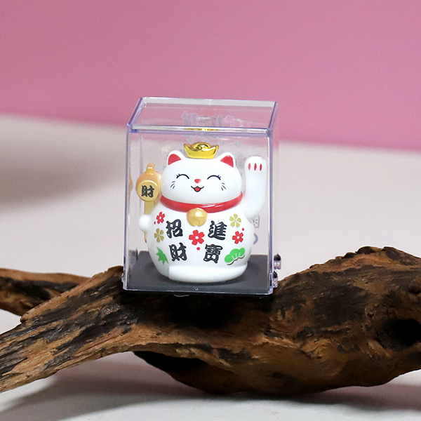 23066C-2 inch solar rich cat ornaments (white)