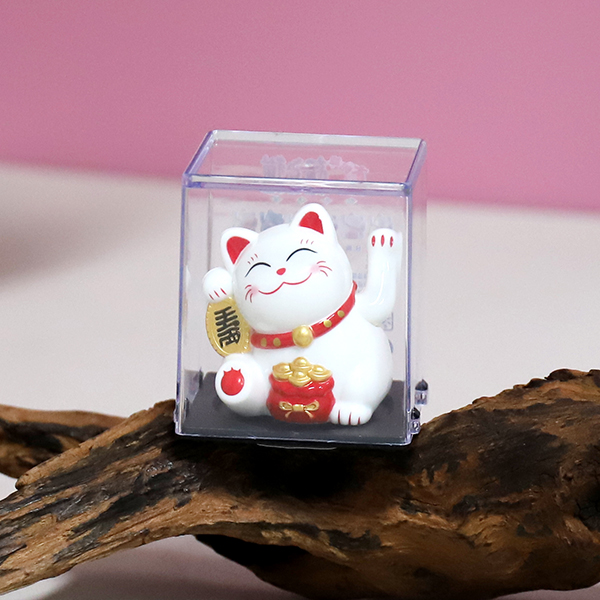 23065C-2 inch solar feng shui cat ornaments (white)