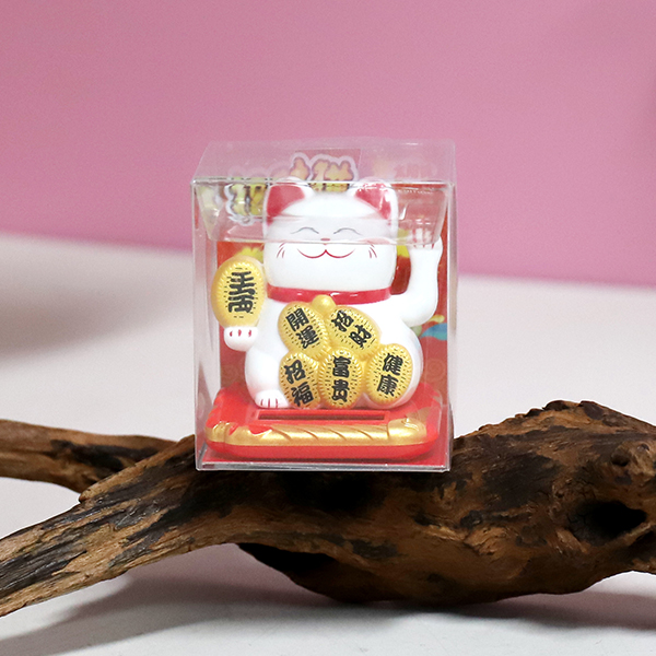 23013-1-2.5 inch solar feng shui cat ornaments (white)