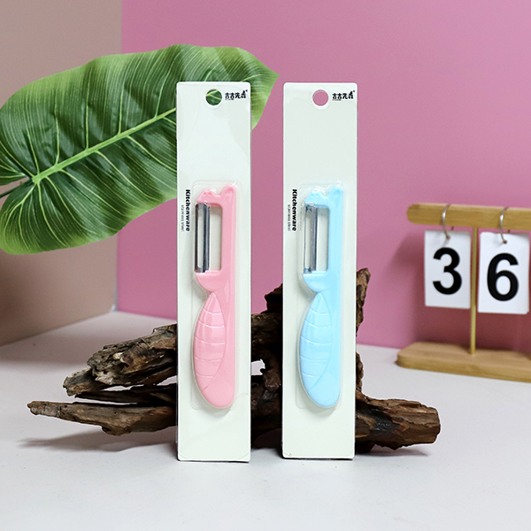 4040 crocodile fruit shaver