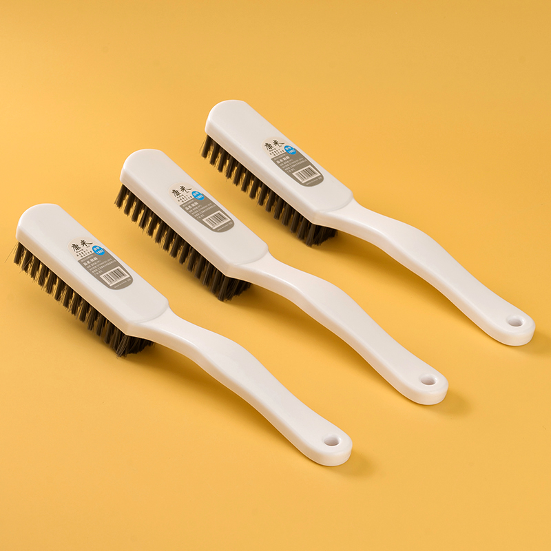 1002 long handle black silk shoe brush