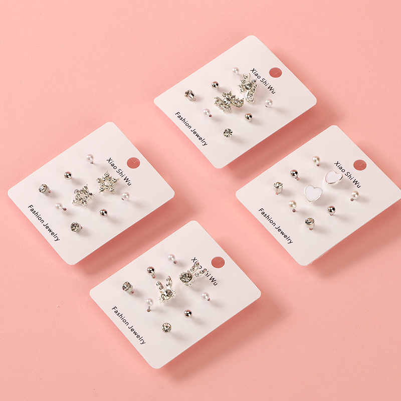Four pairs of new rhinestone pearl stud earrings