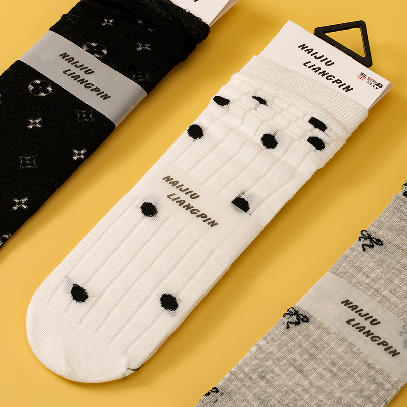 5563 Naijiu printed straight socks (ladies)