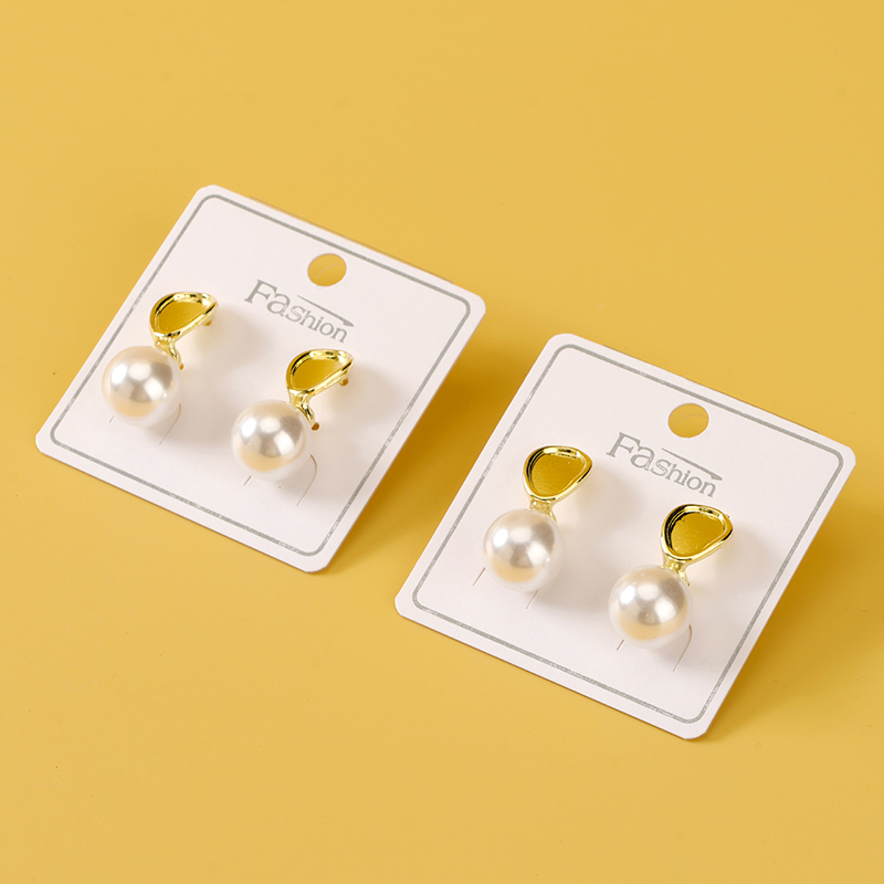 Long French Retro Pearl Stud Earrings