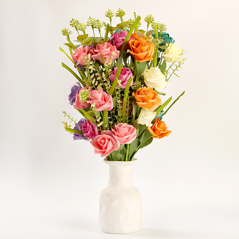 101 bông hoa hồng nhân tạo (màu ngẫu nhiên)