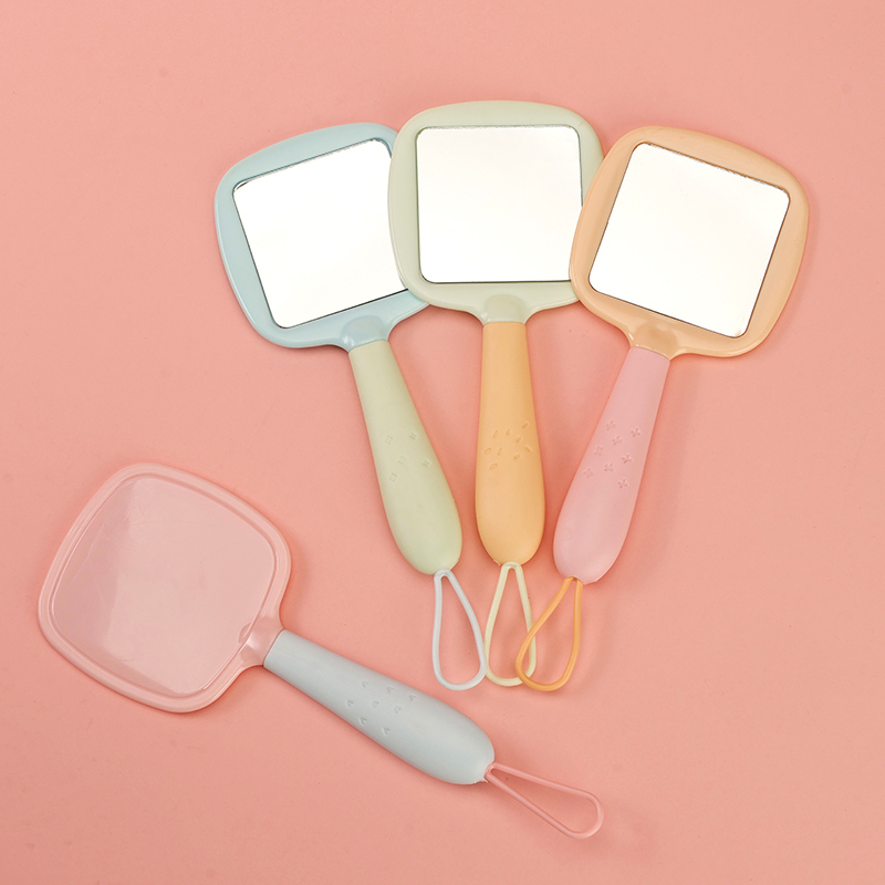 9106-2 square handle mirror (21*8cm) can be hung