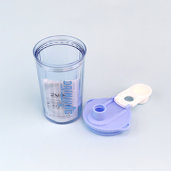 6067 Zhimin Changshuang Shake Plastic Cup 600ml
