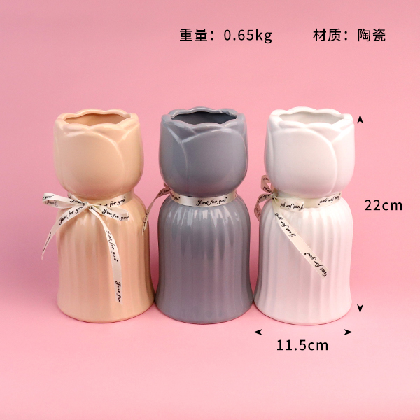 8586C Vase - Image 3