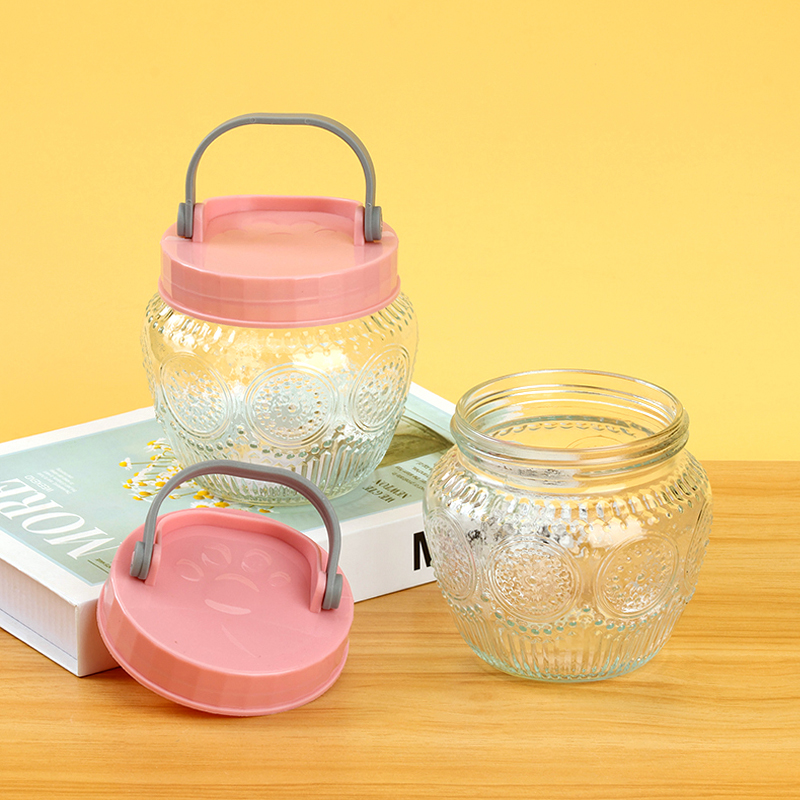 Handheld exquisite glass jar