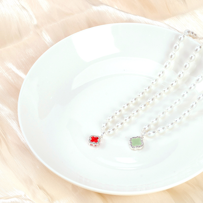 Pearl Four-leaf Clover Diamond Necklace