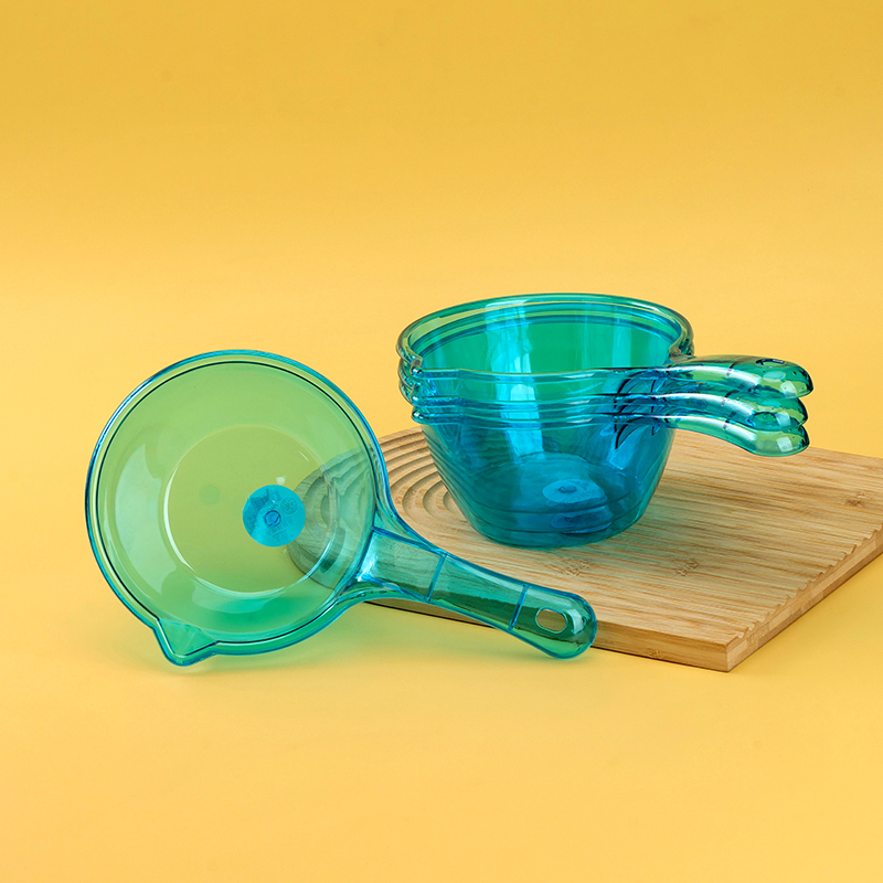 A- 01 transparent water spoon