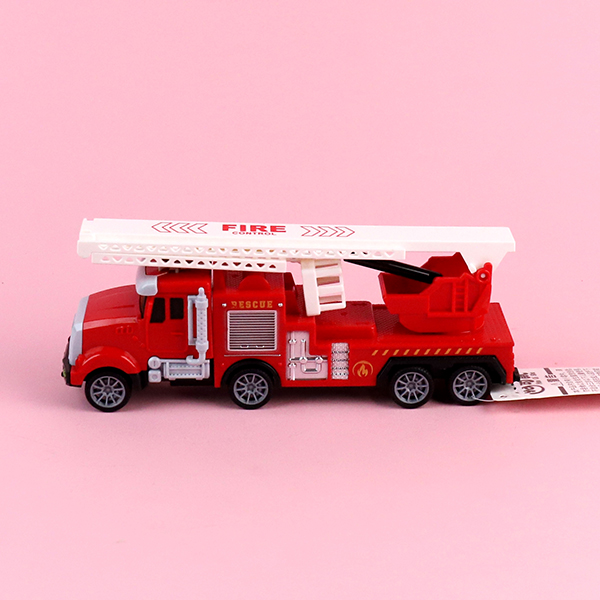 711-82 American Fire Truck - Image 3