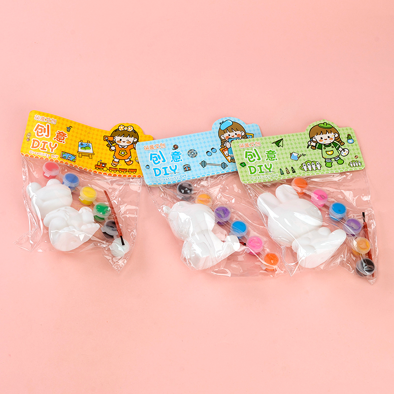 678-105L Graffiti Vinyl Animal