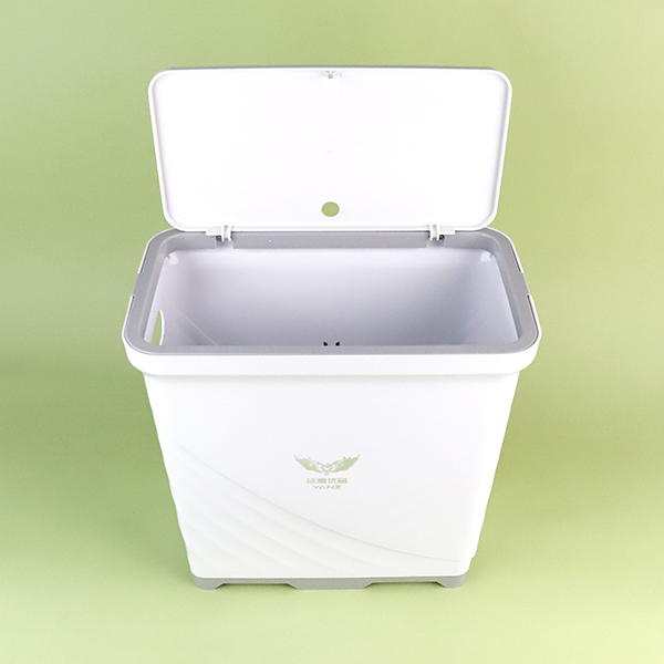 6603 Rectangular Sanitary Garbage Bin with Elastic Cover (Clear Pack and Mixed Color) - Image 4