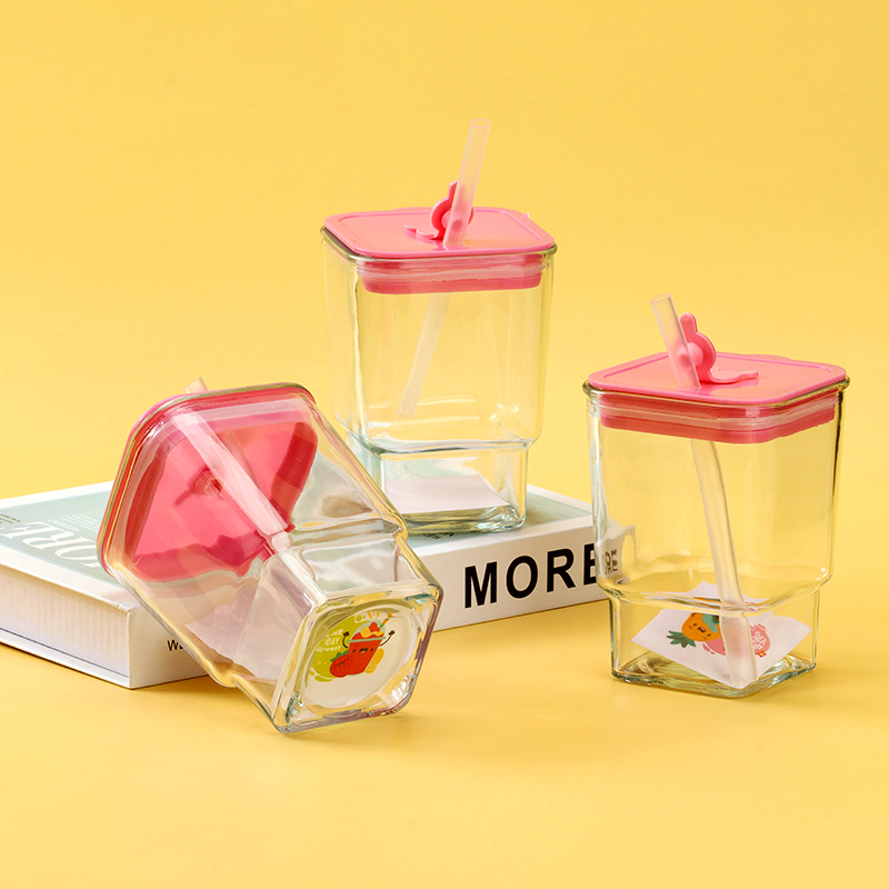 Favan Sifang Fruit and Vegetable Glass (Straw, Lid, 420ML)