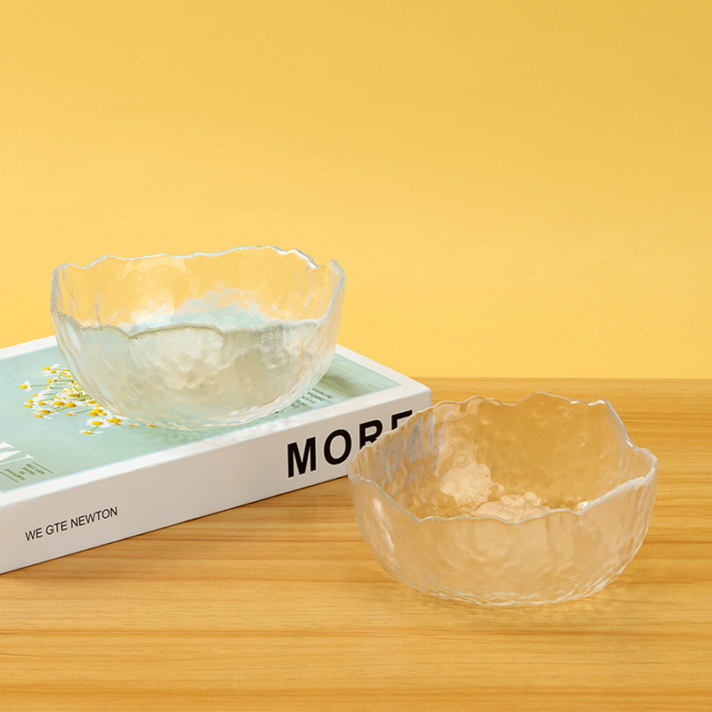 Tong Yuan Hammer Glass Bowl (13.5cm)