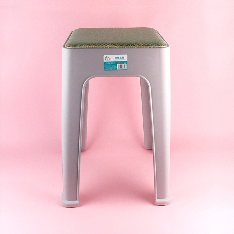 1012 mat high stool