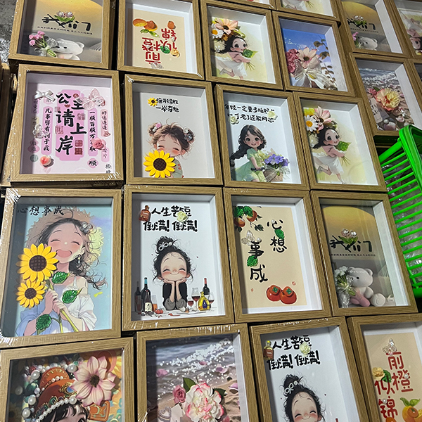 Seven-inch widened three-dimensional cultural and creative table