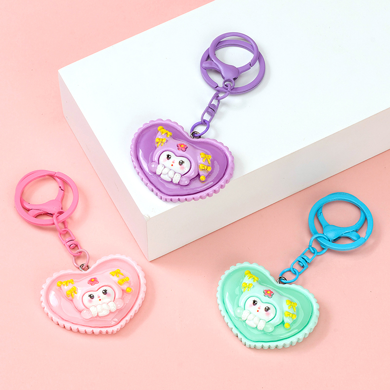 Resin cartoon love pendant