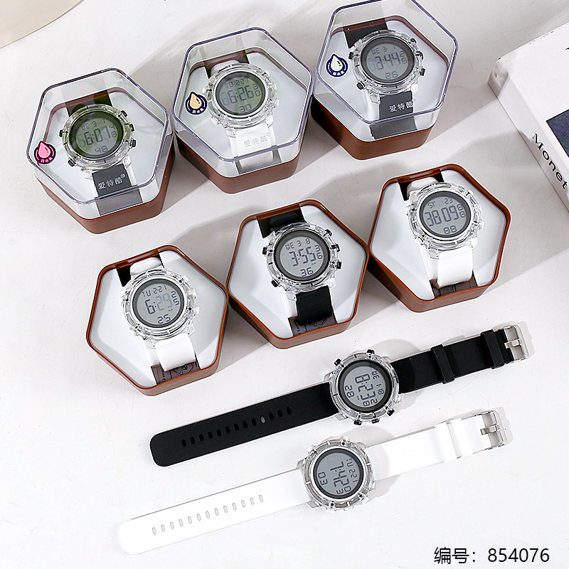 7333 Fashion Transparent Case Waterproof Watch 1 x 12