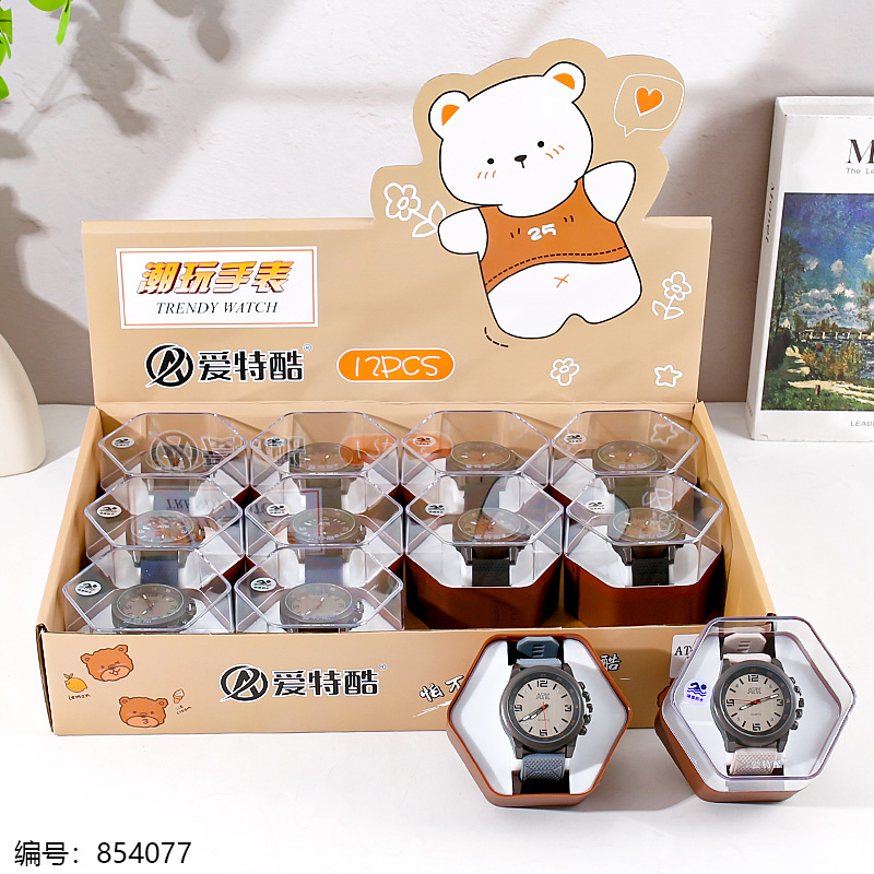 5571 Sport Analog 30m Waterproof Watch 1 x 12