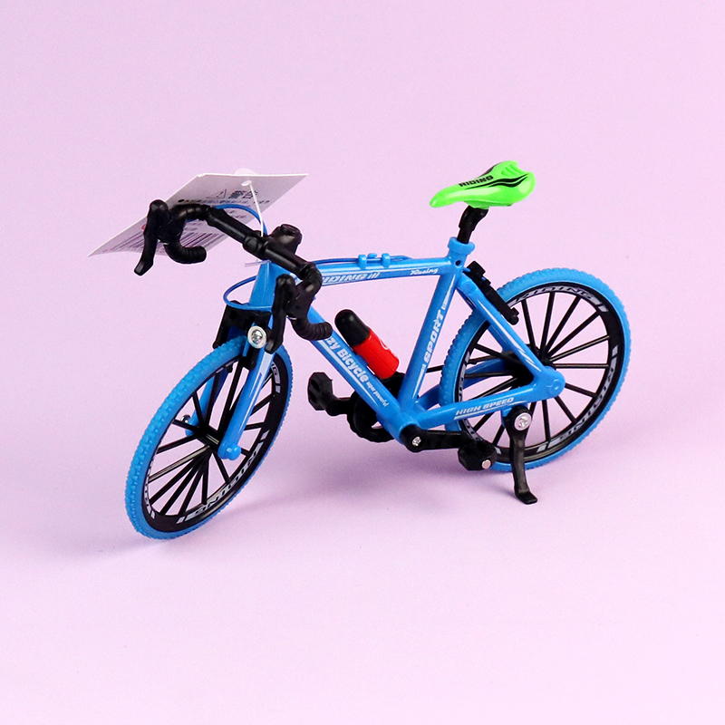 5547 Mountain Bike 1:8