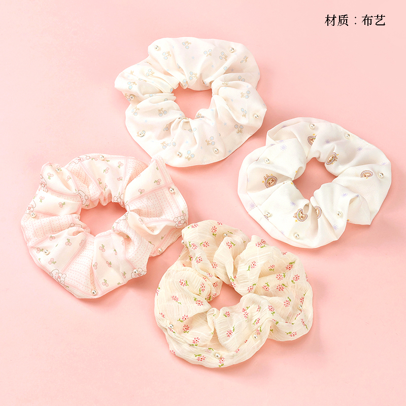 Boxed Printed Check Beaded Bowel Ring