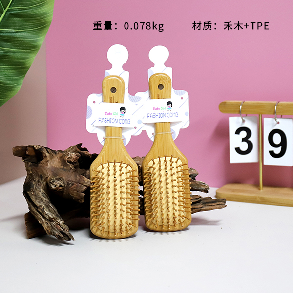NZ8532 Moe Fun Bamboo Square Massage Comb - Image 2