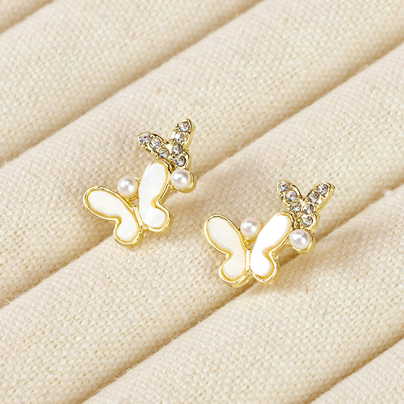 New Shell Pearl Butterfly Earrings