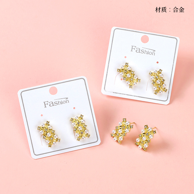 Long fashion diamond pearl earrings