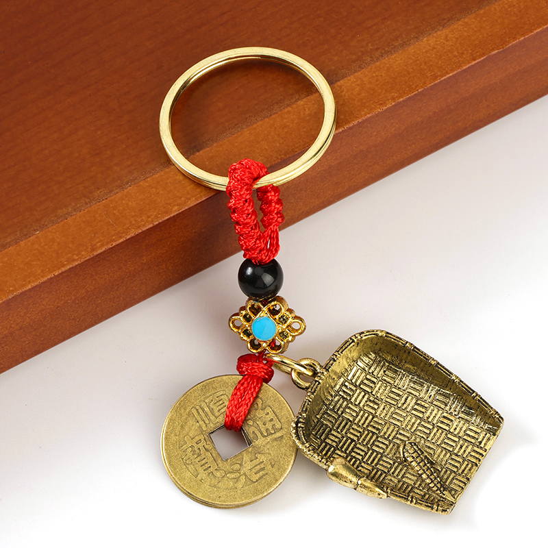 Copper plate dustpan pendant