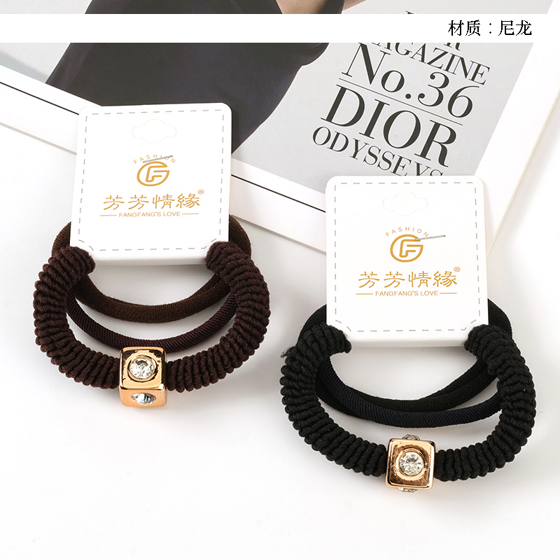 Three square drill accessories rubber bands