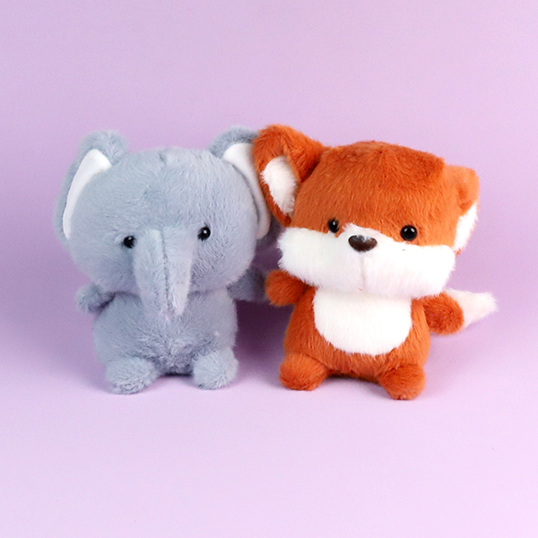 Small table with plush (mixed) - 图片 4