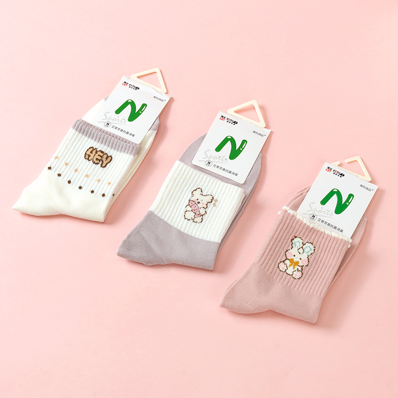 Naijiu good cartoon women's cotton socks