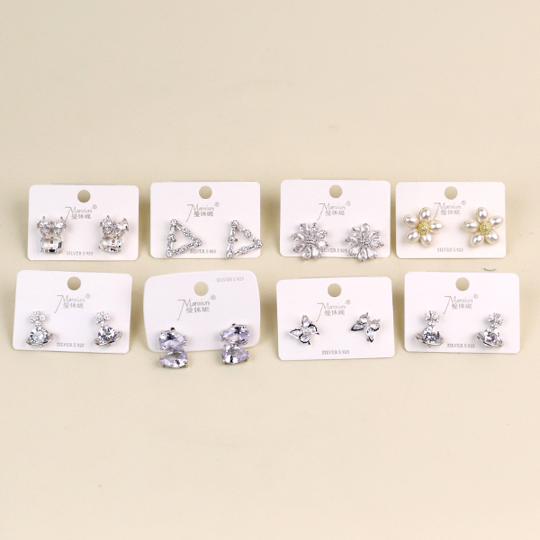 Luxury Diamond Stud Earrings (Mixed) - Image 3