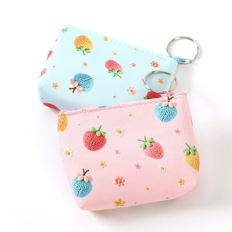 Small fresh strawberry word bag