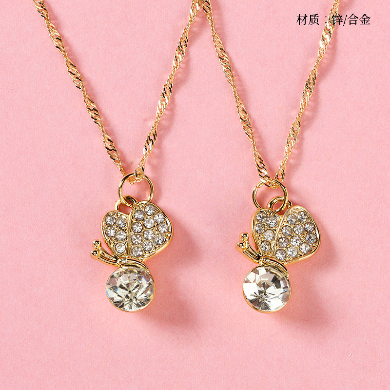 Zircon Butterfly Water Ripple Necklace