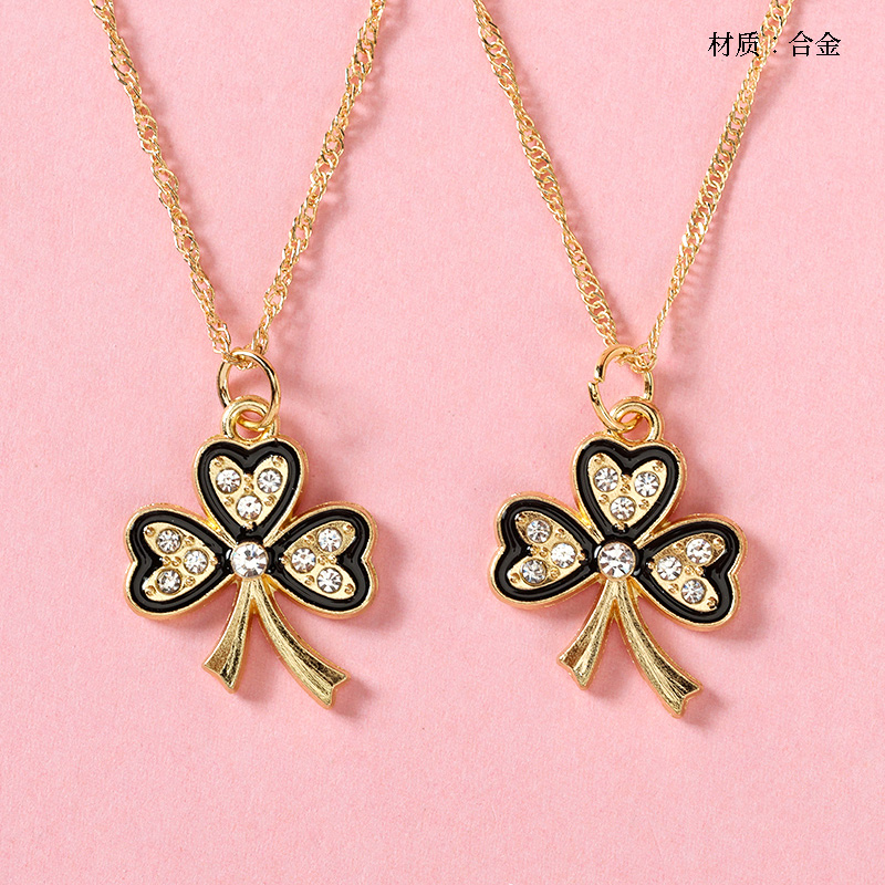 Spot drill clover necklace