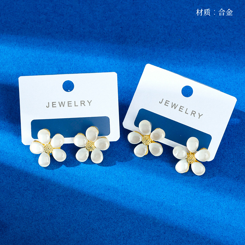 Oil drop five petal flower earrings