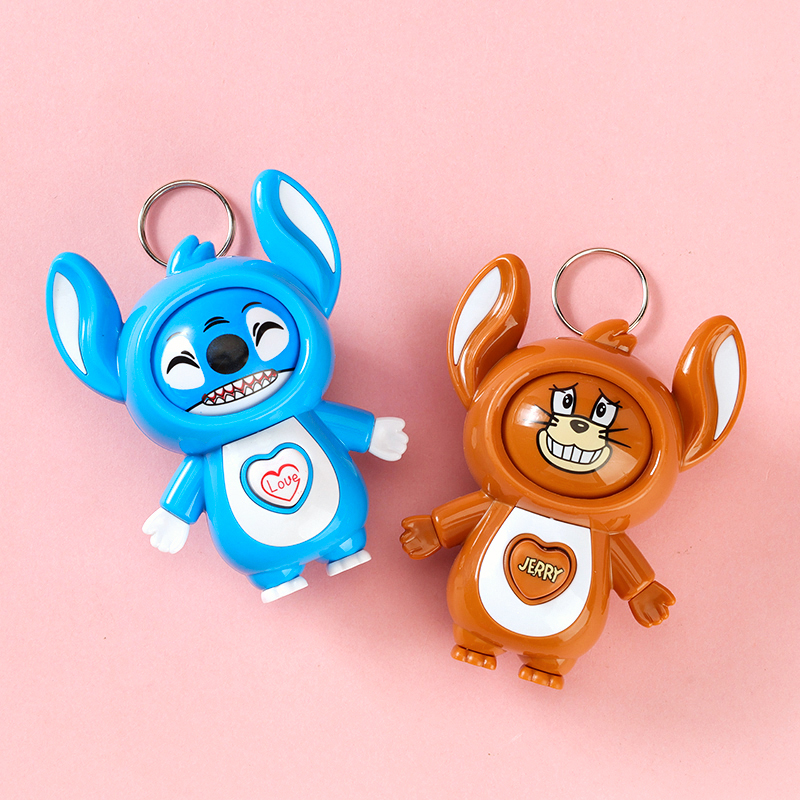 cat and mouse stilley face-changing pendant