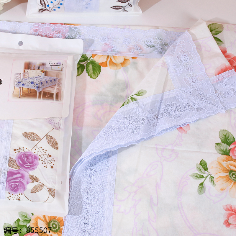 206438 Flannel Lace Tablecloth 137 x 183cm