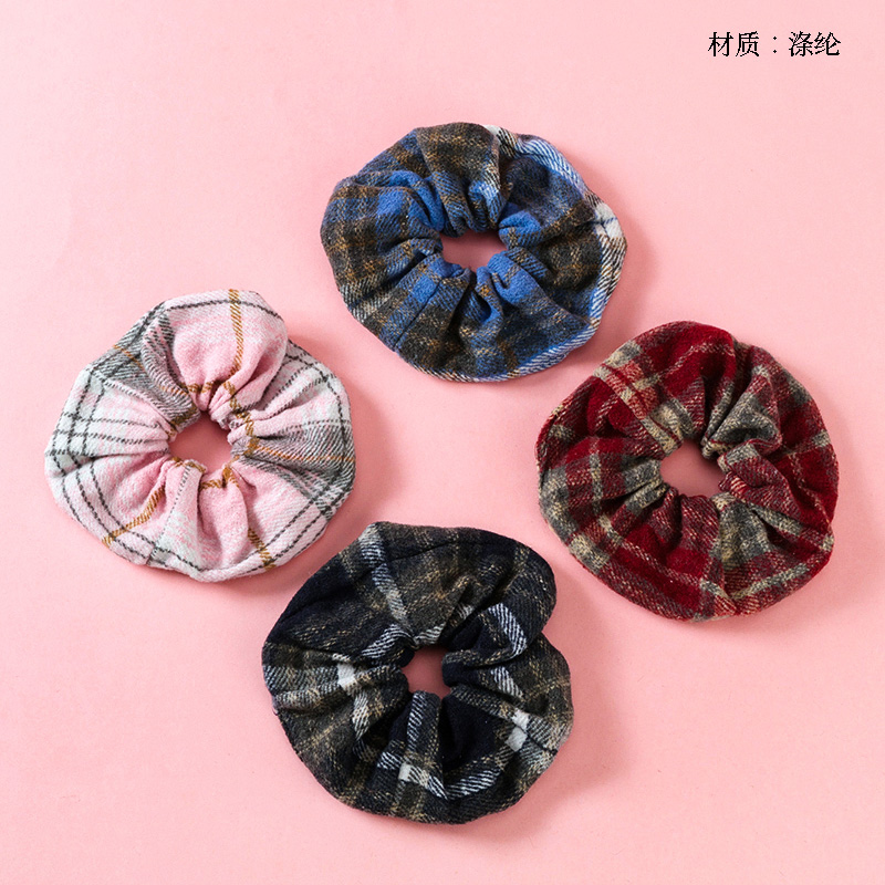 Simple Woolen Plaid Intestinal Ring