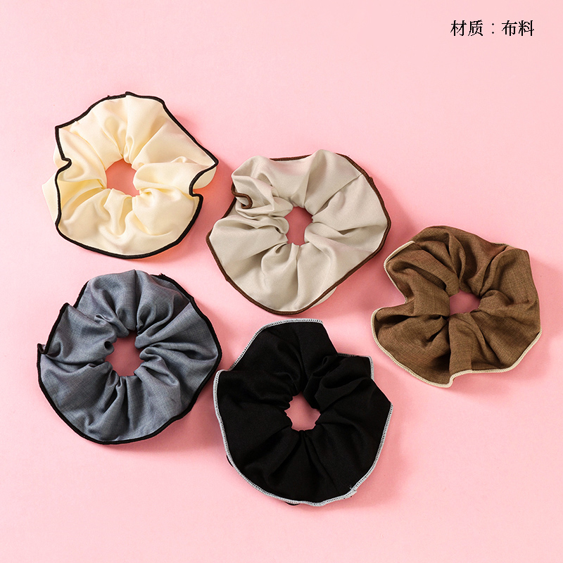 Simple Monochrome Edges Large Bowel Ring